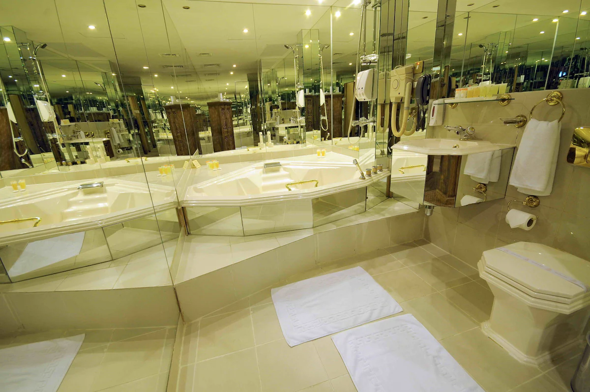 حمام و سرویس بهداشتی هتل سان اند سندز دبی